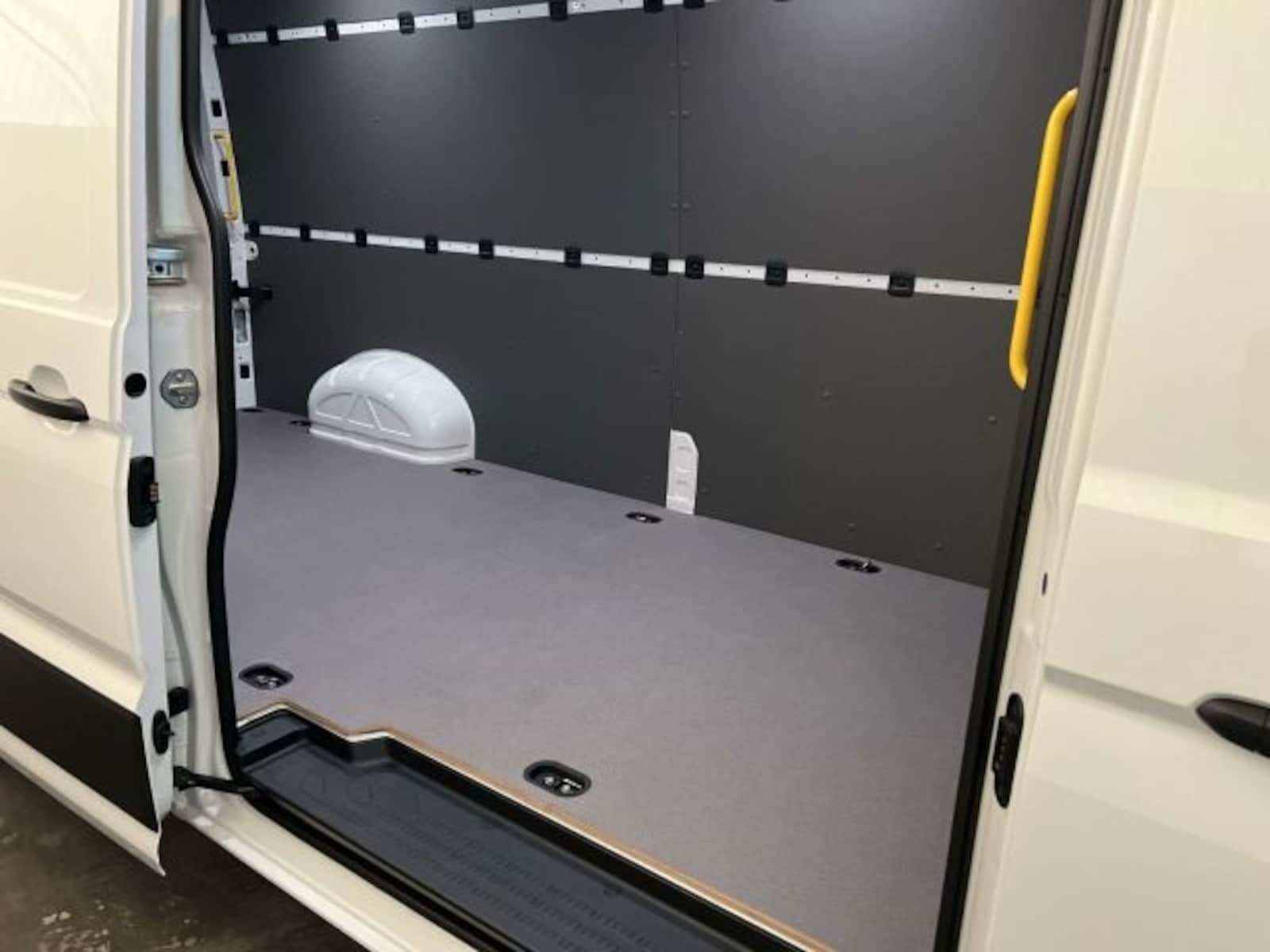 Volkswagen Crafter Kasten langer Radstand – Bild 14