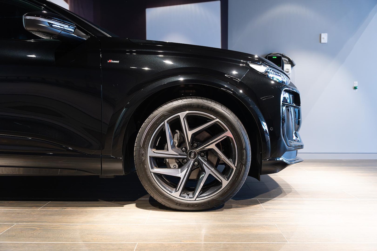 Image about Audi Q6 Sportback e-tron e-tron quattro