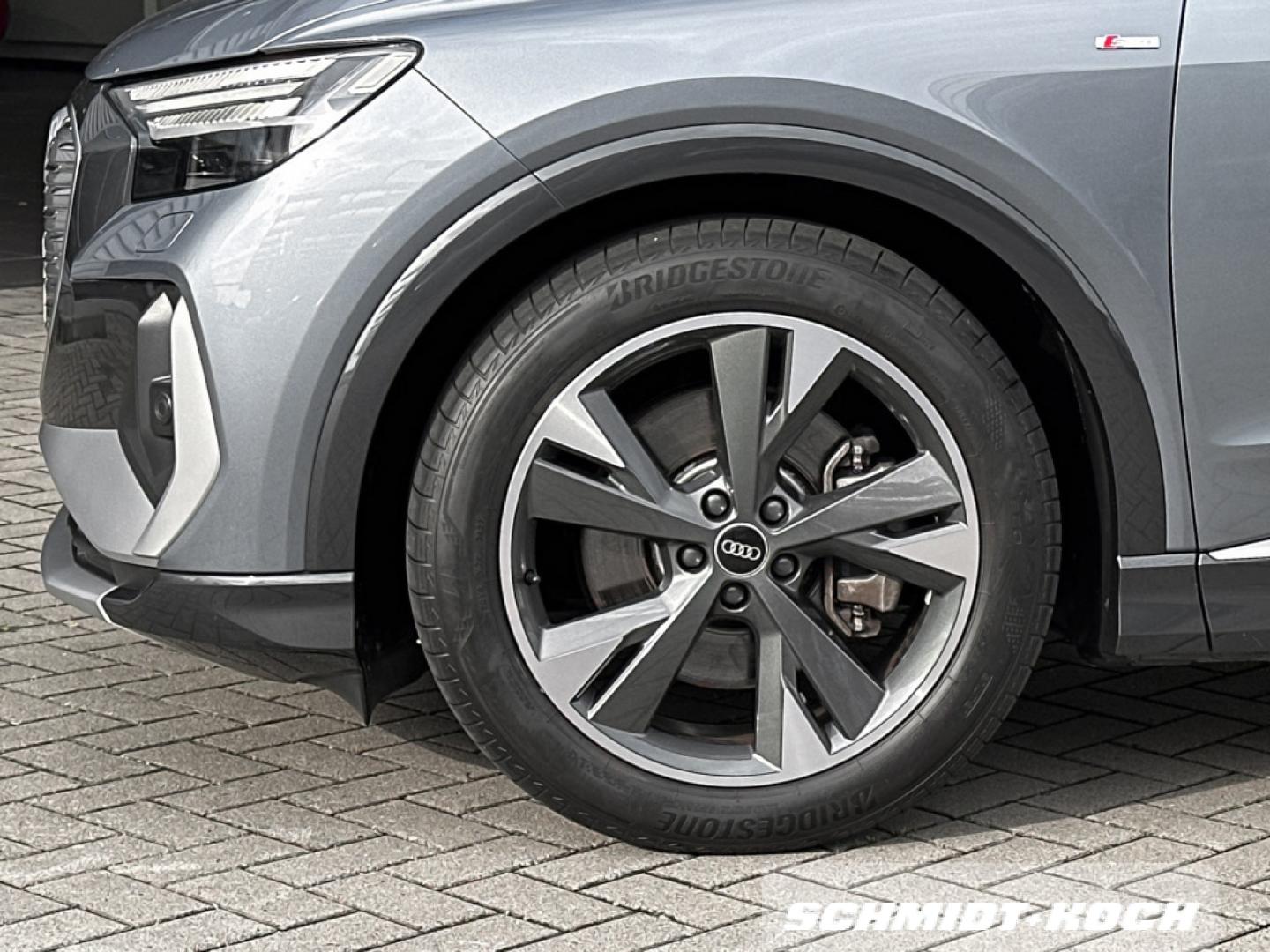 Image about Audi Q4 e-tron 40 e-tron
