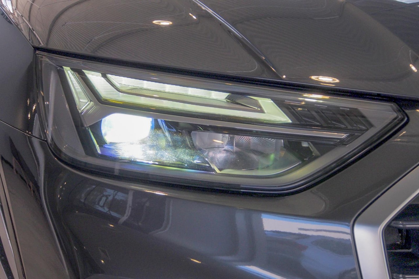 Image about Audi Q5 Sport 40 TDI quattro S tronic