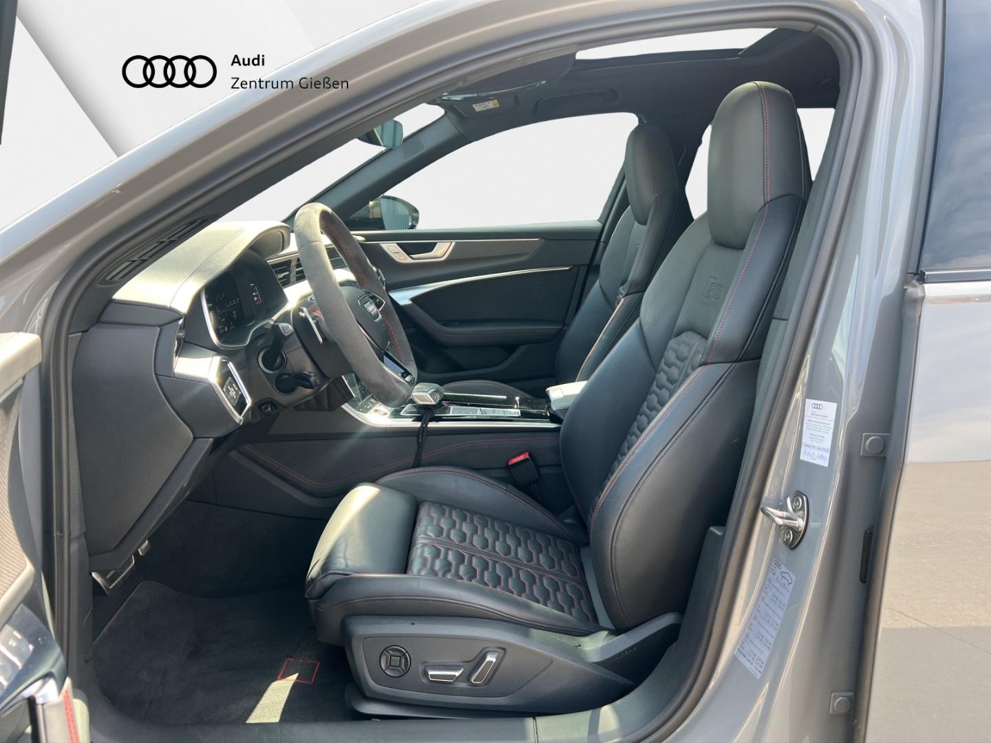 Image about Audi RS 6 Avant performance quattro tiptronic