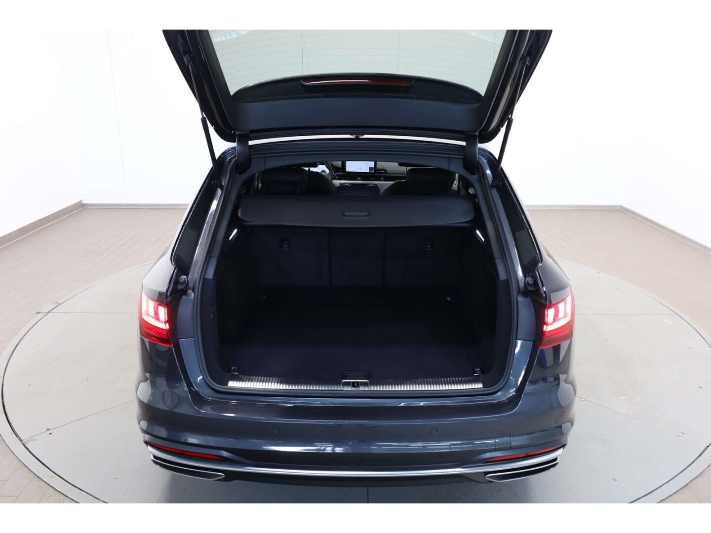 Image about Audi A4 Avant 35 TFSI S tronic