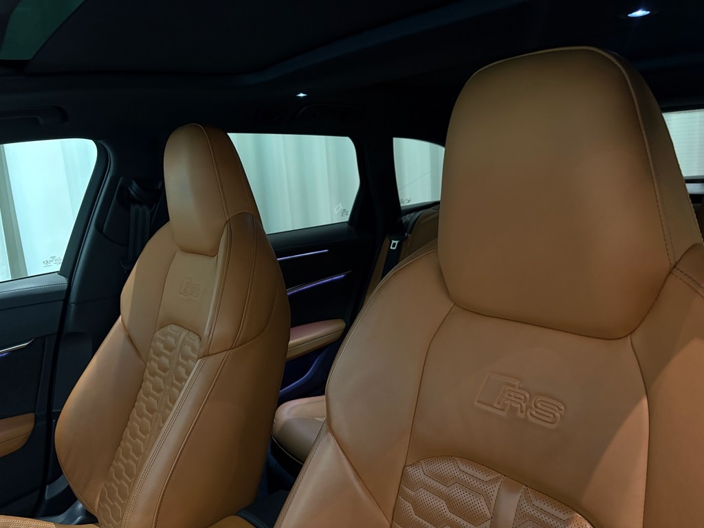 Bild som visar Audi RS 6 Avant RS 6 Avant 600 hk tiptronic - för mer information kontakta din Audi Partner