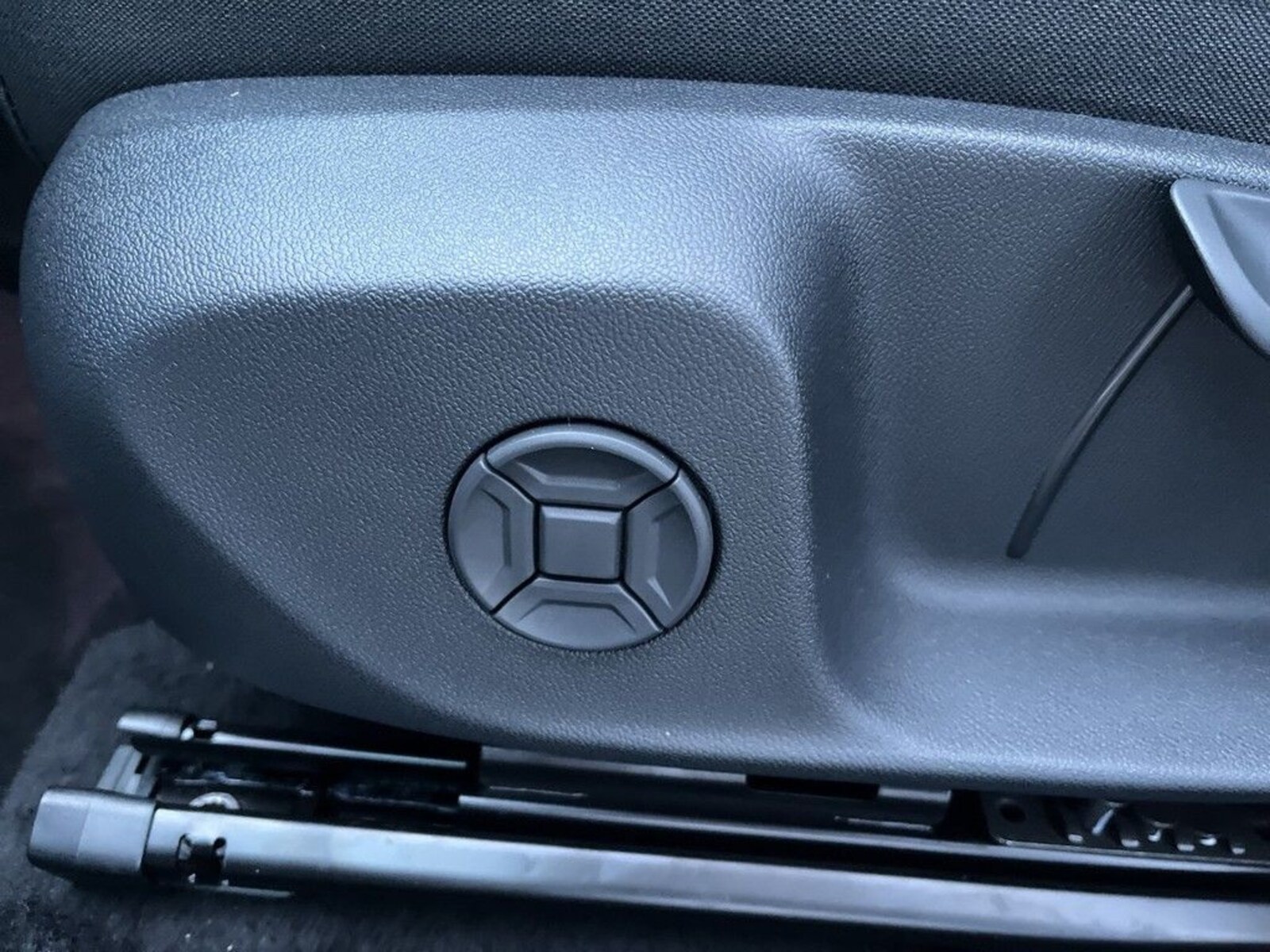 Volkswagen T-Roc – Bild 17