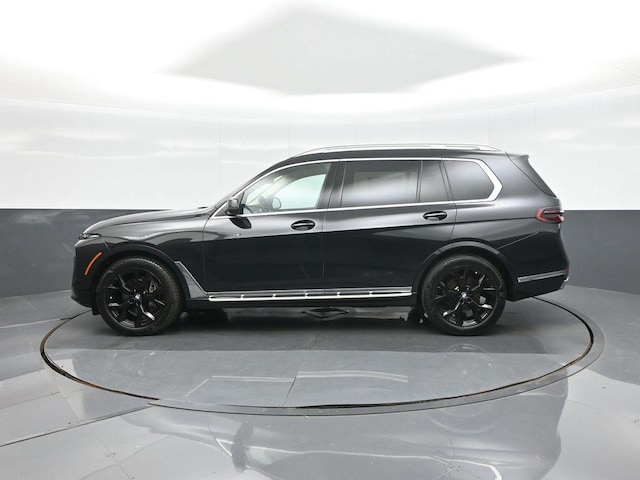 2023 BMW X7