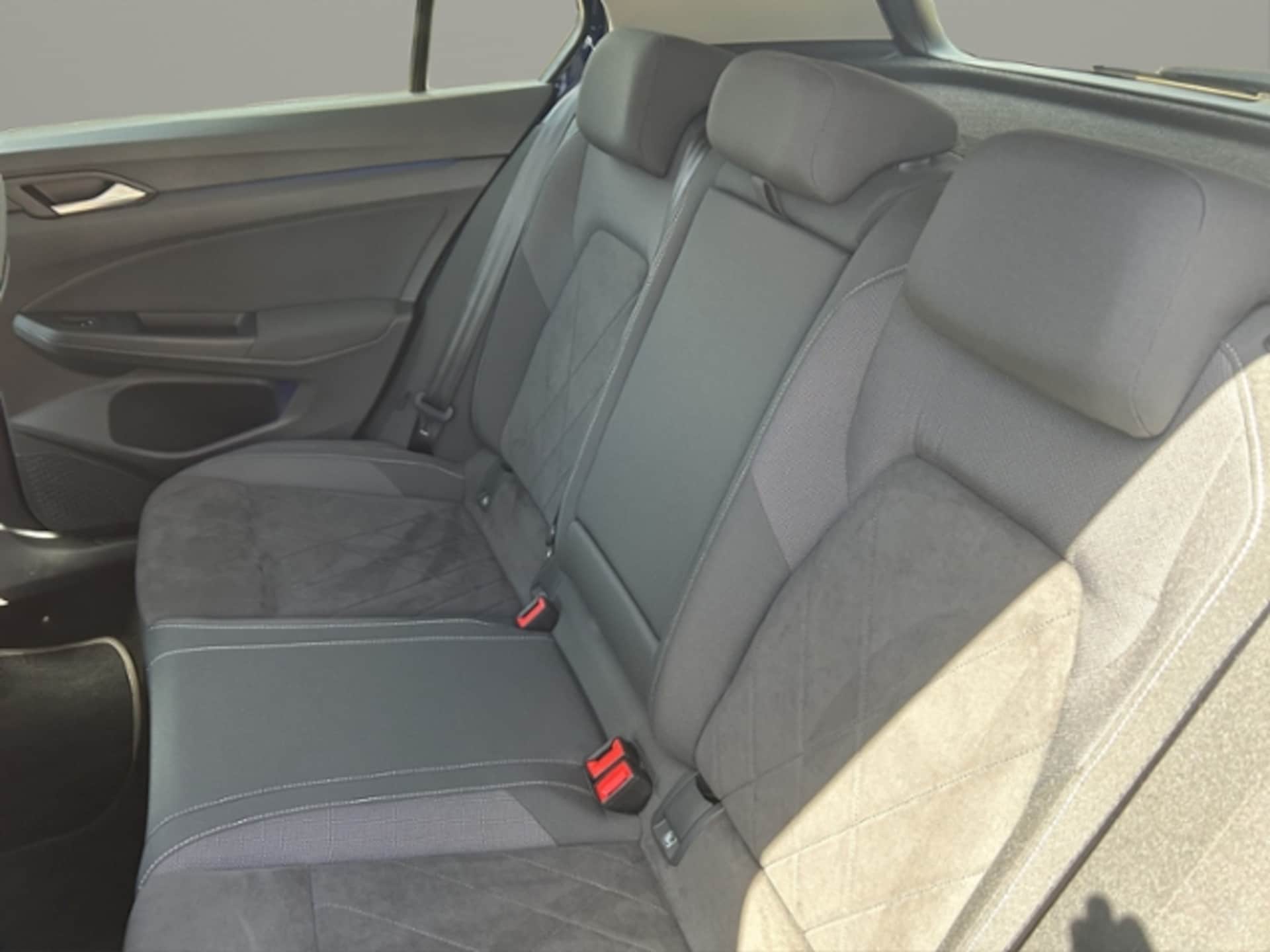 Volkswagen Golf Style