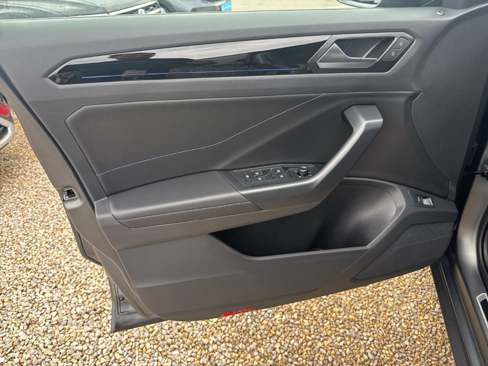 Volkswagen T-Roc – Bild 15