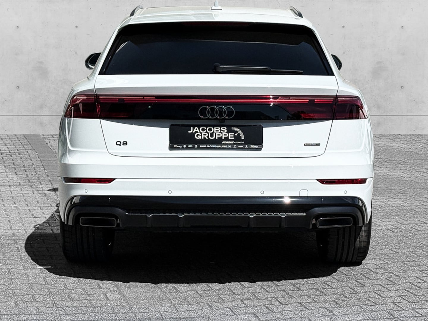 Bild über Audi Q8 SUV TFSI e S line business TFSI e quattro 290 kW tiptronic - für weitere Informationen kontaktieren Sie den Audi Partner