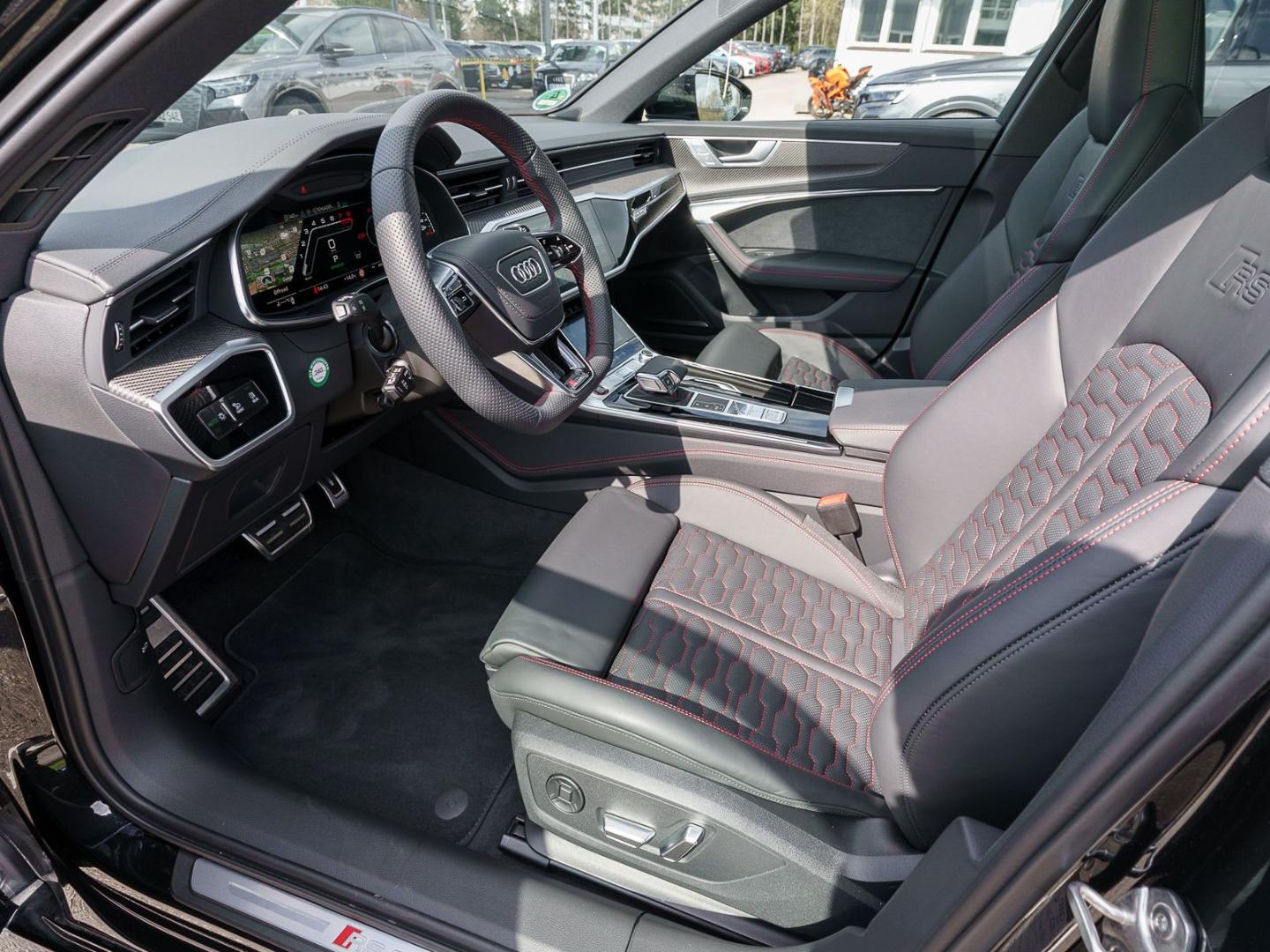 Image about Audi RS 6 Avant performance quattro tiptronic