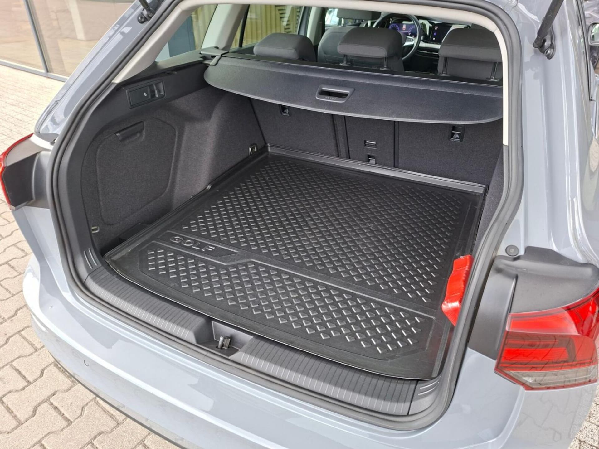 Volkswagen Golf Variant Life