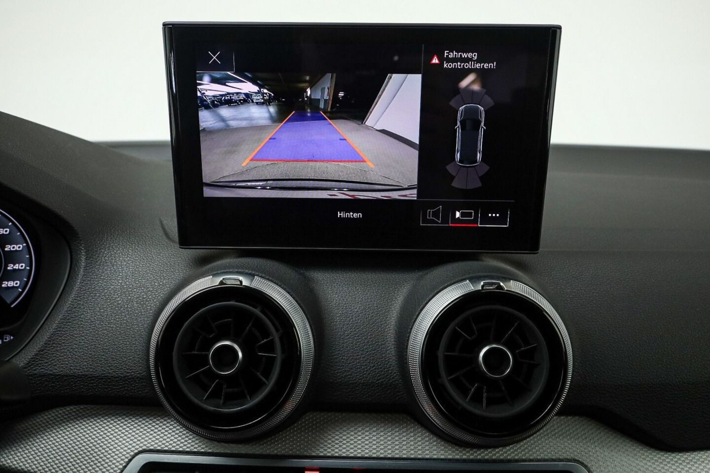 Bild über Audi Q2 advanced 35 TDI S tronic - für weitere Informationen kontaktieren Sie den Audi Partner