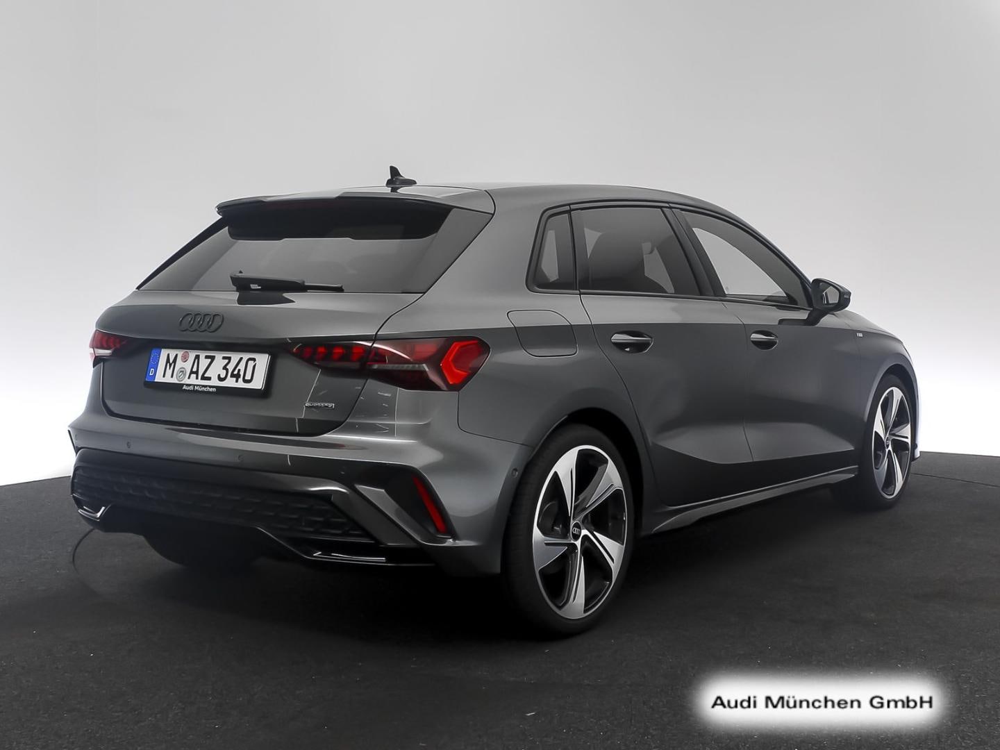 Bild über Audi A3 Sportback TFSI quattro S tronic - für weitere Informationen kontaktieren Sie den Audi Partner