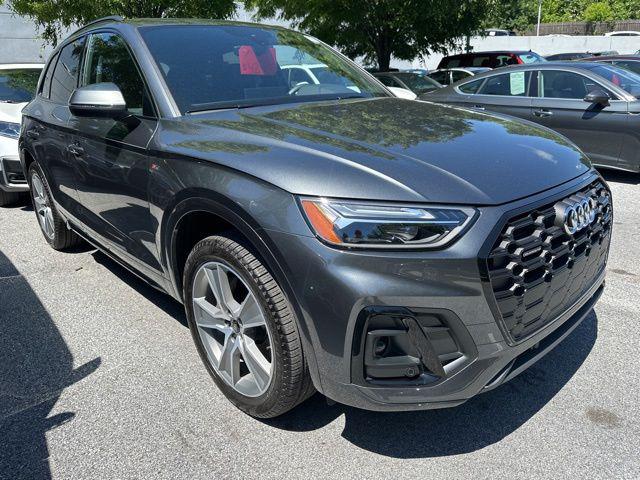 2025 Audi Q5 45 Premium's photo