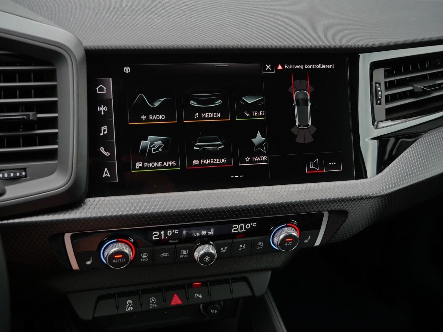 Bild über Audi A1 Sportback advanced 25 TFSI Schaltgetriebe - für weitere Informationen kontaktieren Sie den Audi Partner