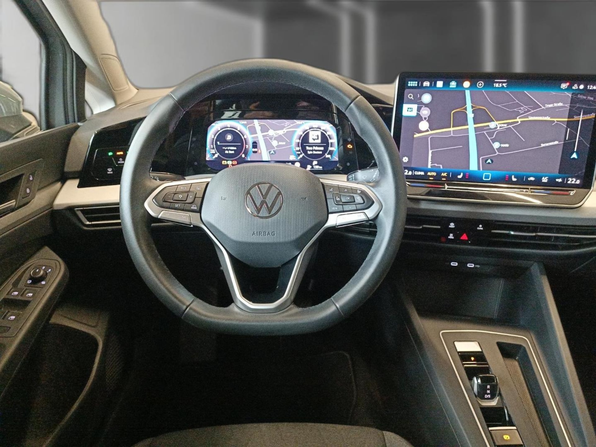 Volkswagen Golf Life