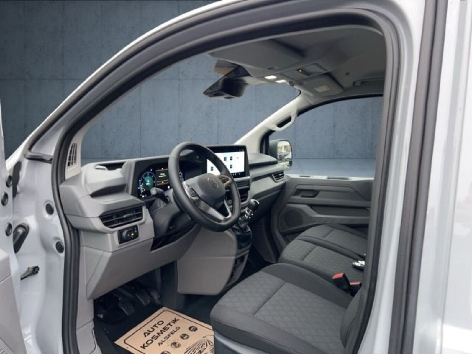 Volkswagen Transporter Kasten kurzer Radstand – Bild 9
