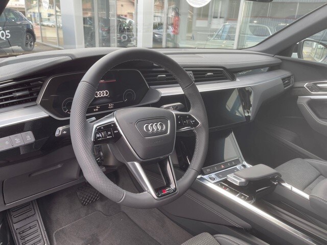 Image about Audi e-tron Sportback Attraction advanced 50 quattro 230,00 kW