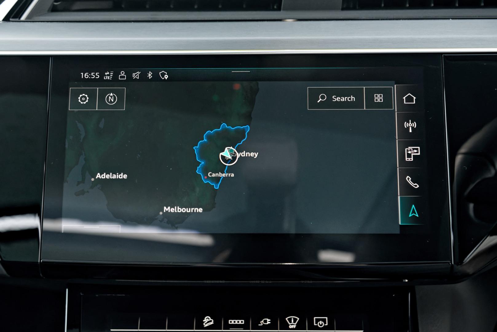 Image about Audi Q8 Sportback e-tron 55 e-tron quattro S line 300,00 kW