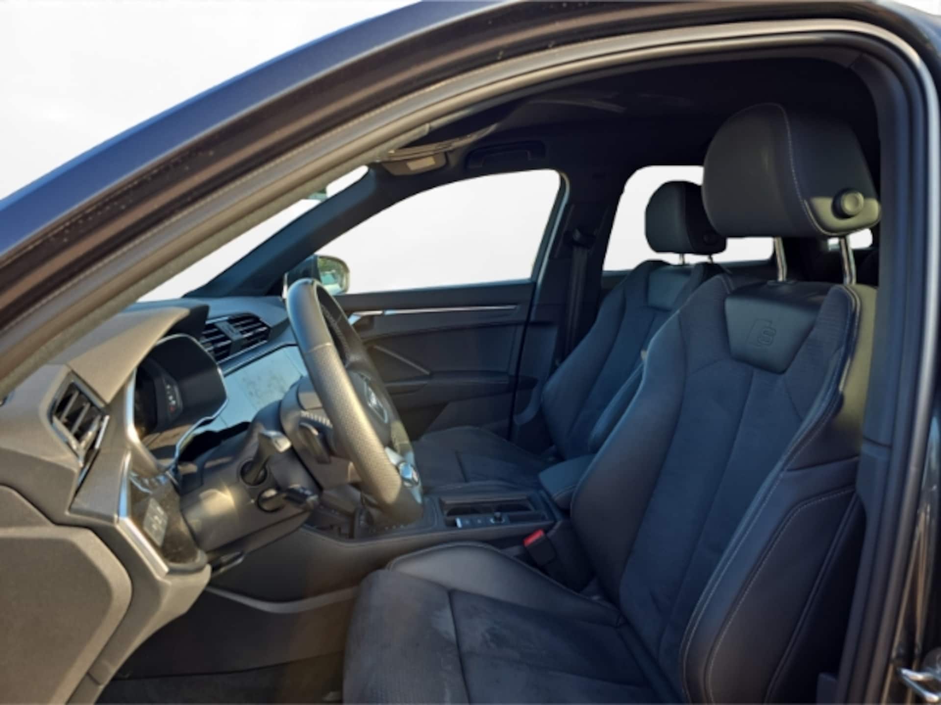 Audi Q3 SUV S line