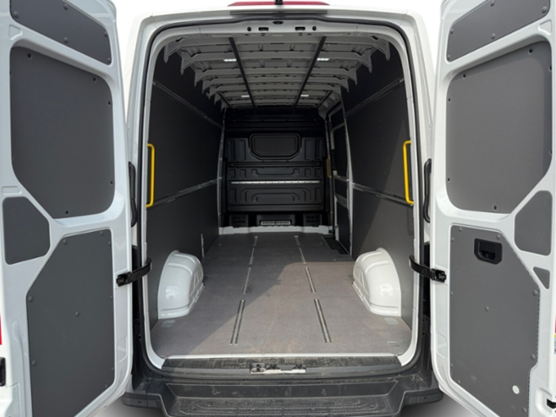 Volkswagen Crafter Kasten langer Radstand