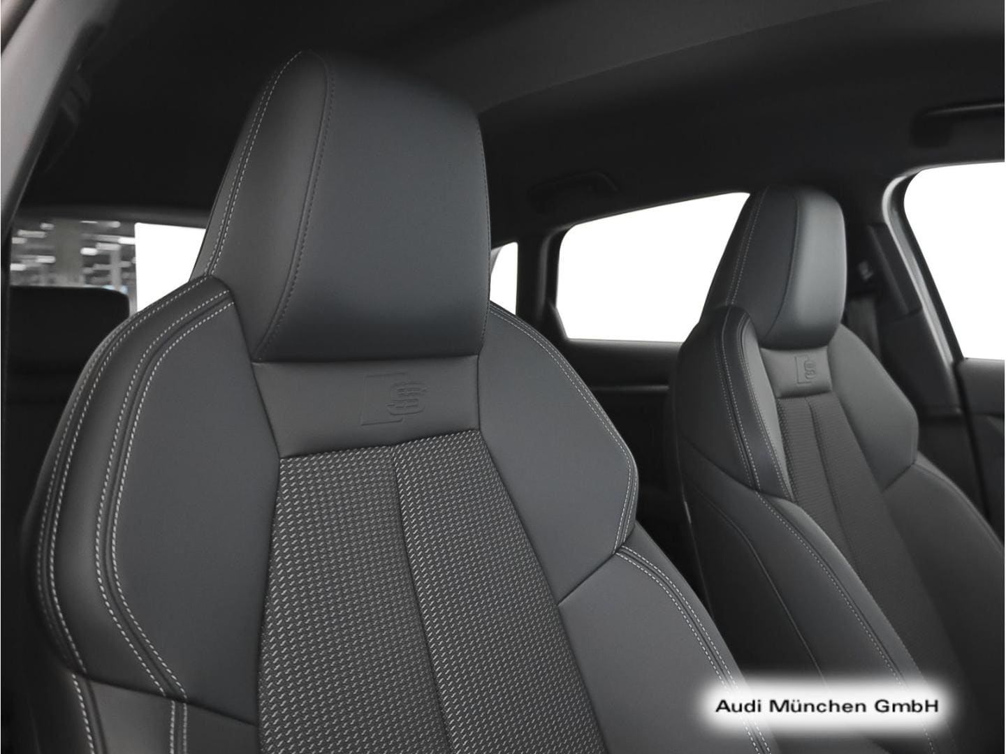 Bild über Audi A3 Sportback TFSI quattro S tronic - für weitere Informationen kontaktieren Sie den Audi Partner