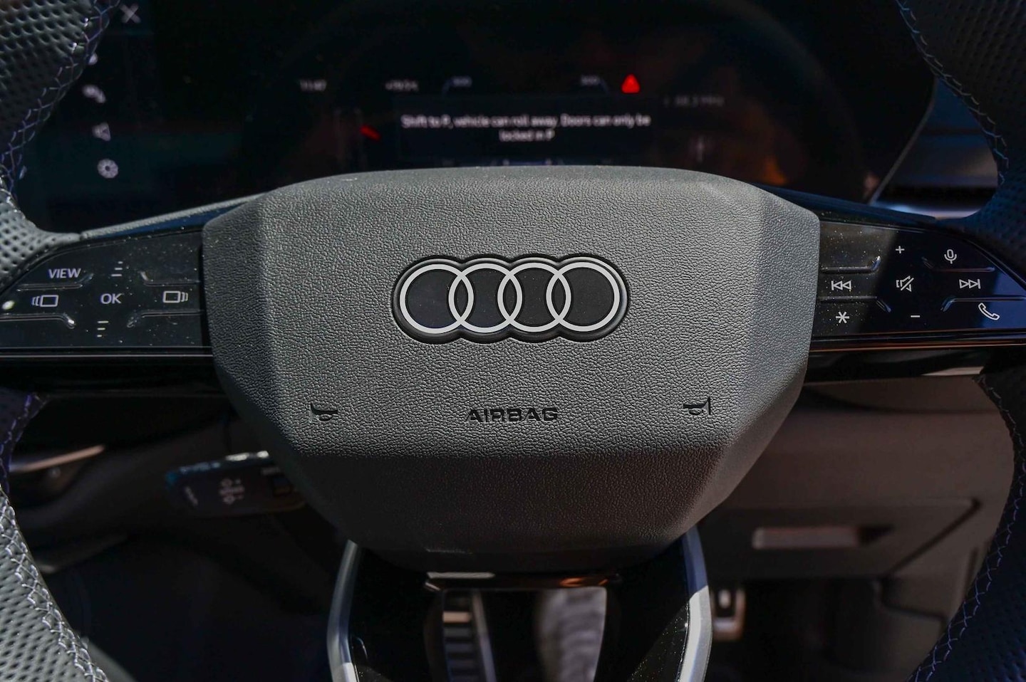 Image about Audi Q5 SUV TDI quattro 150 kW sport