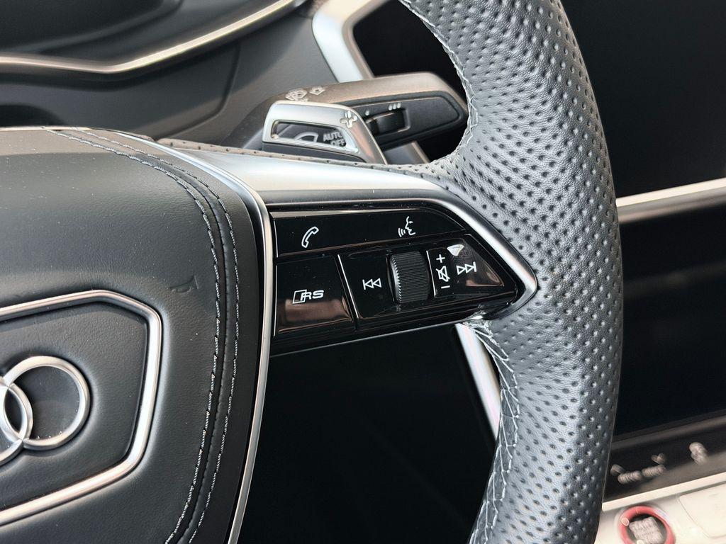 2025 Audi RS 7 Base - Photo 13