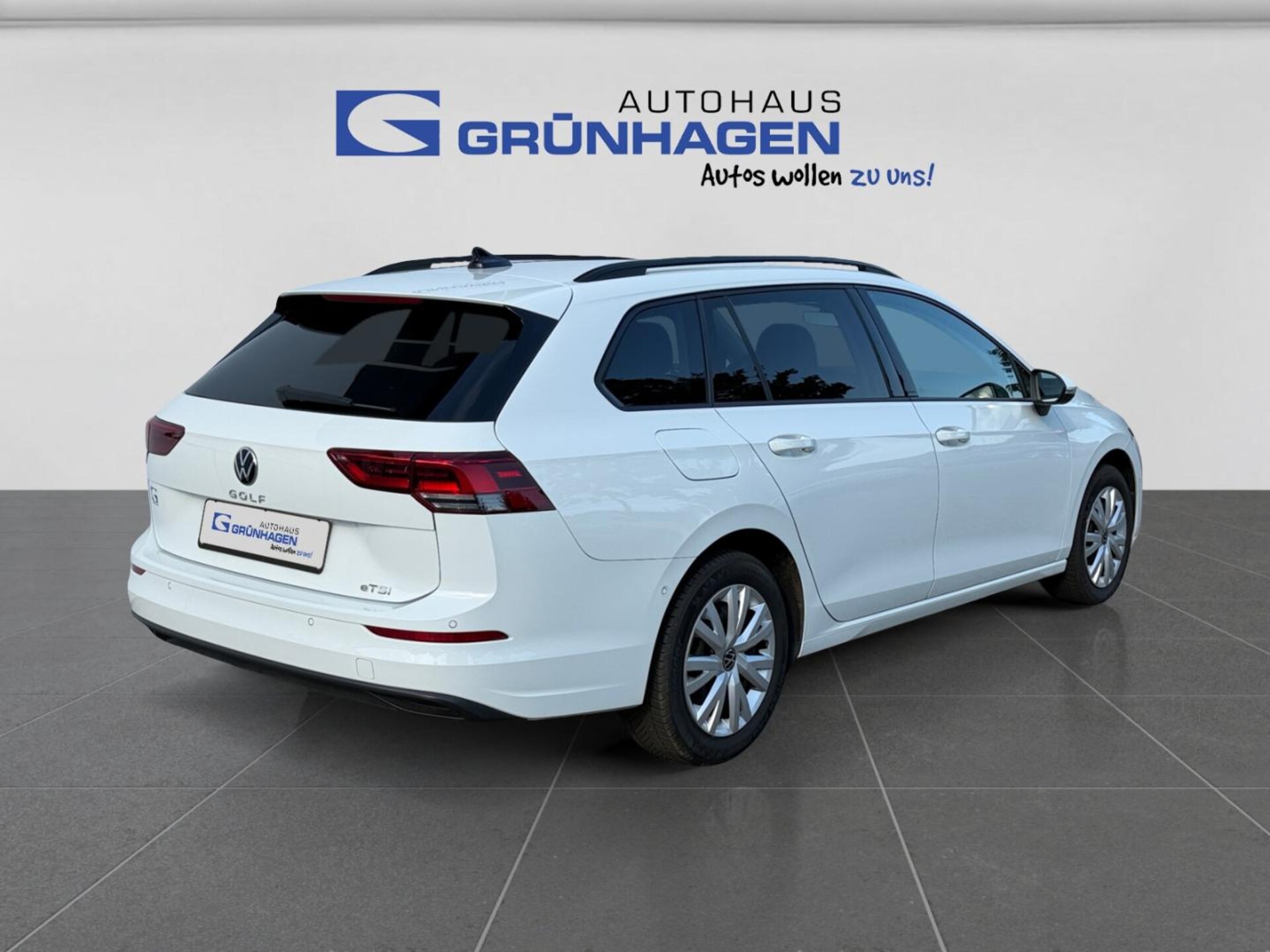 Volkswagen Golf Variant Life