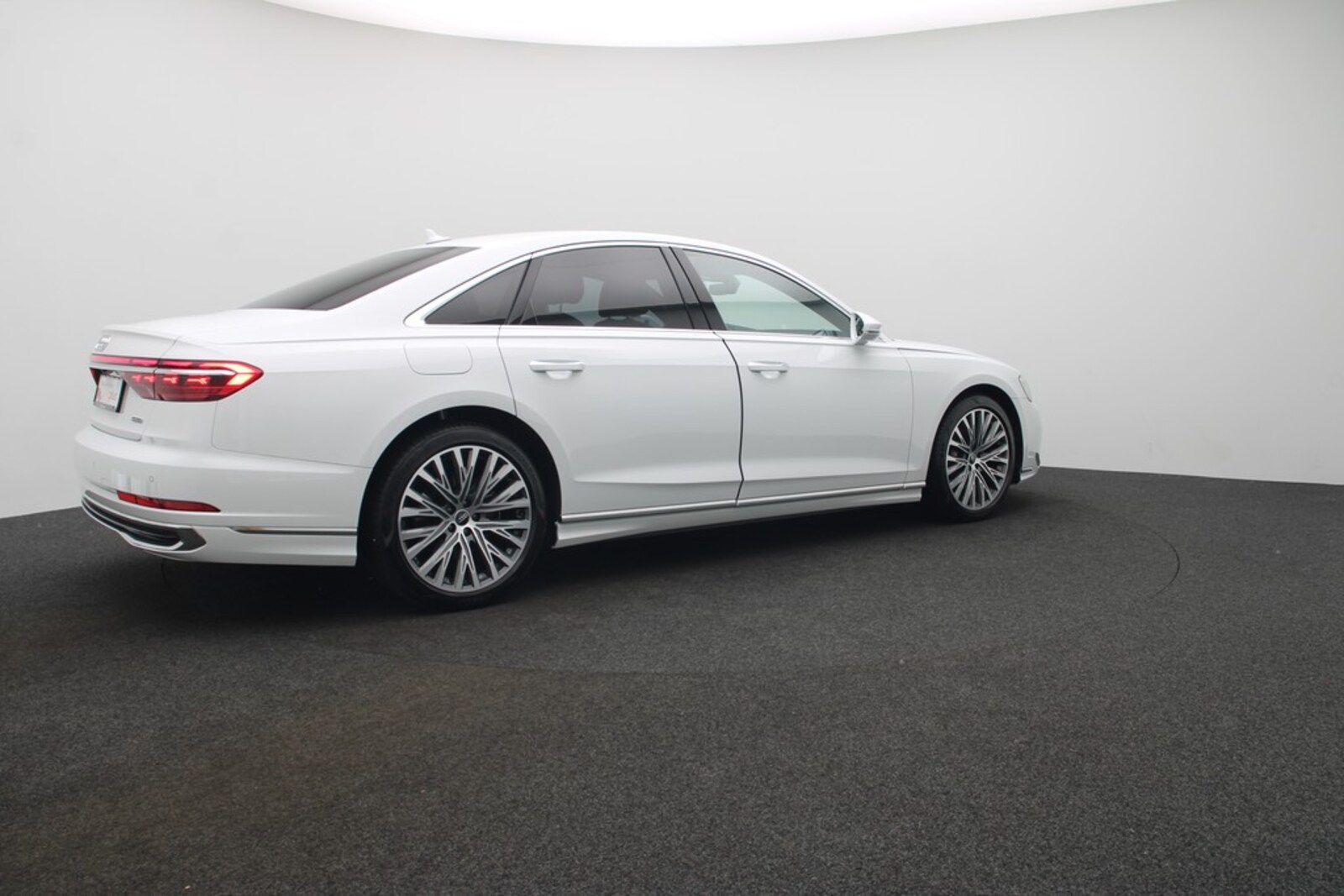 Audi A8 – Bild 5