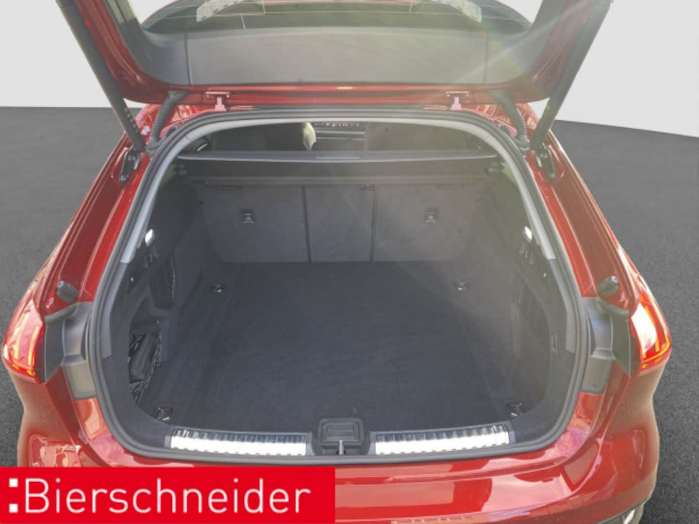 Bild über Audi A5 Avant TFSI S tronic - für weitere Informationen kontaktieren Sie den Audi Partner