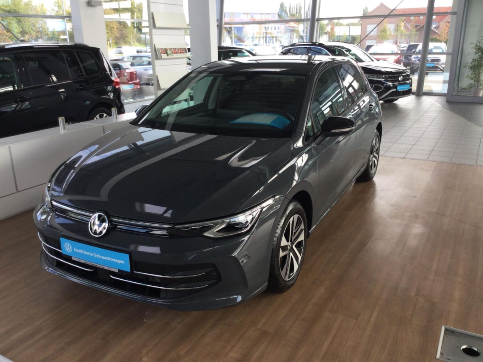 Volkswagen Golf – Bild 2
