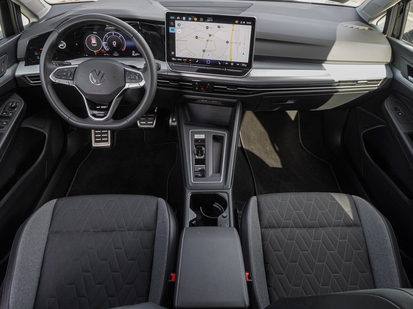 Volkswagen Golf Variant – Bild 10