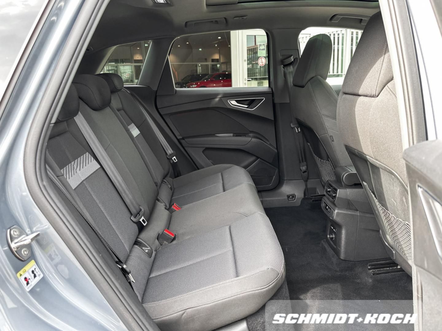 Image about Audi Q4 e-tron 40 e-tron