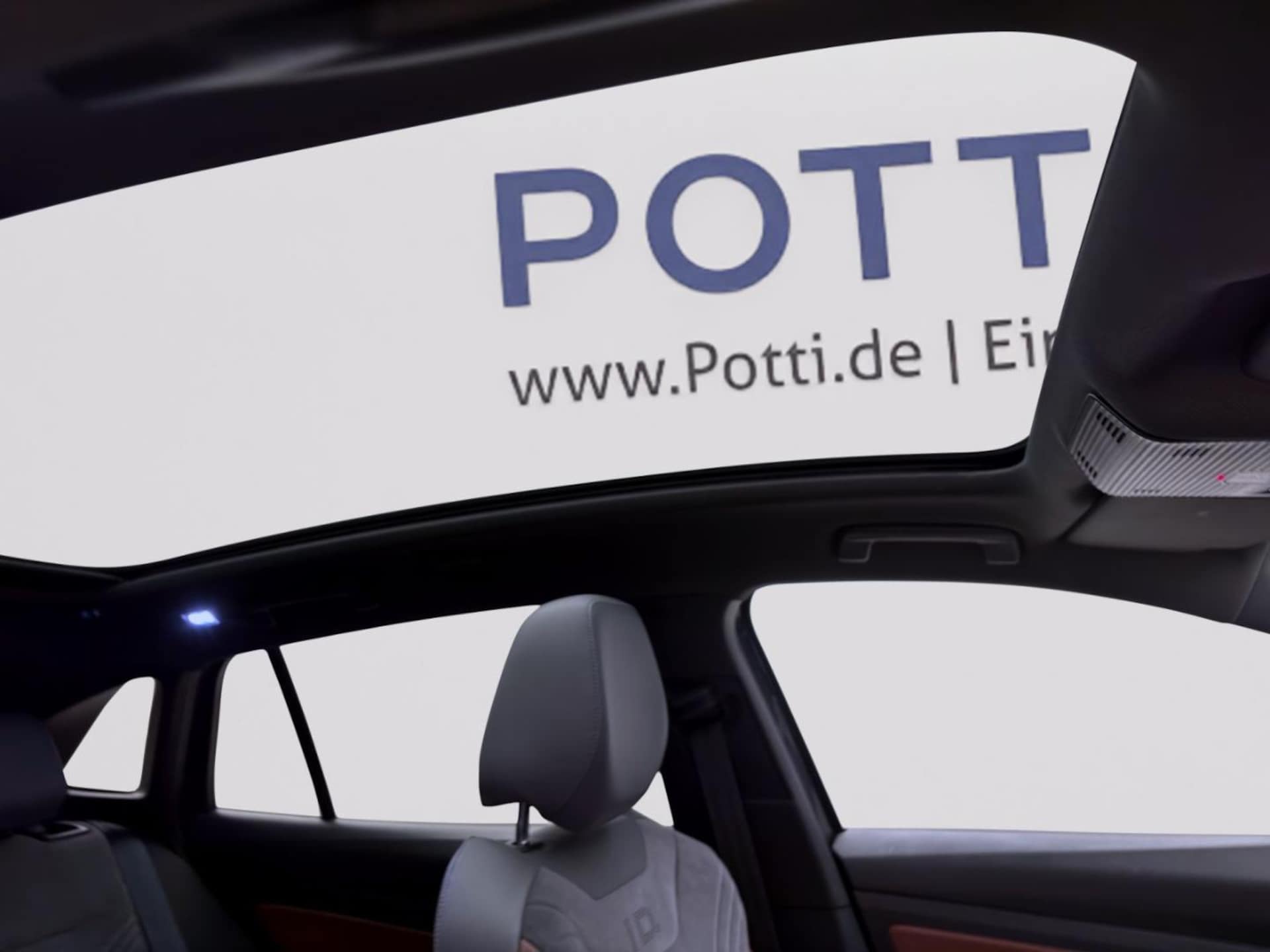 Volkswagen ID.4 1st Max