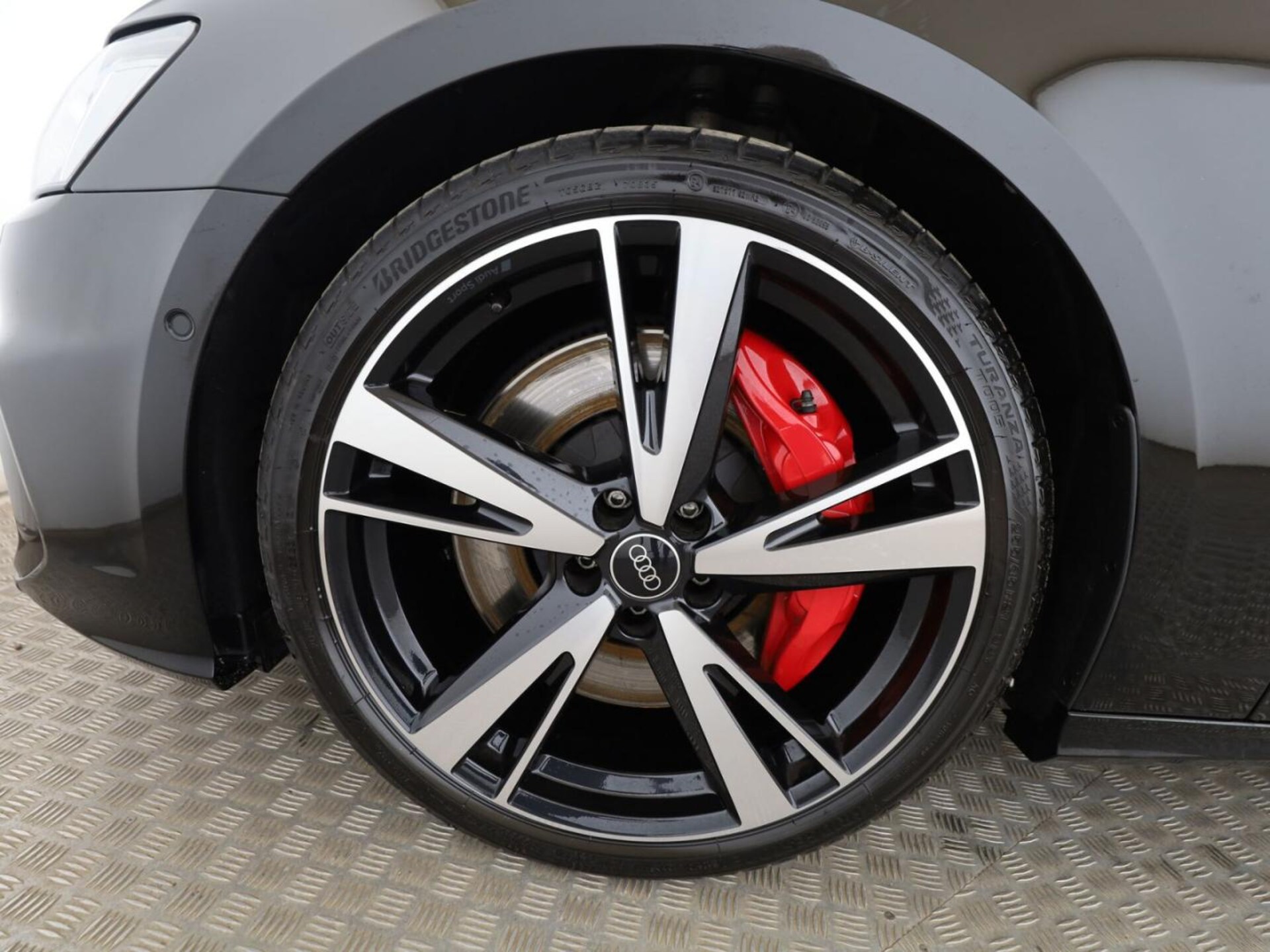 Audi S6 Avant