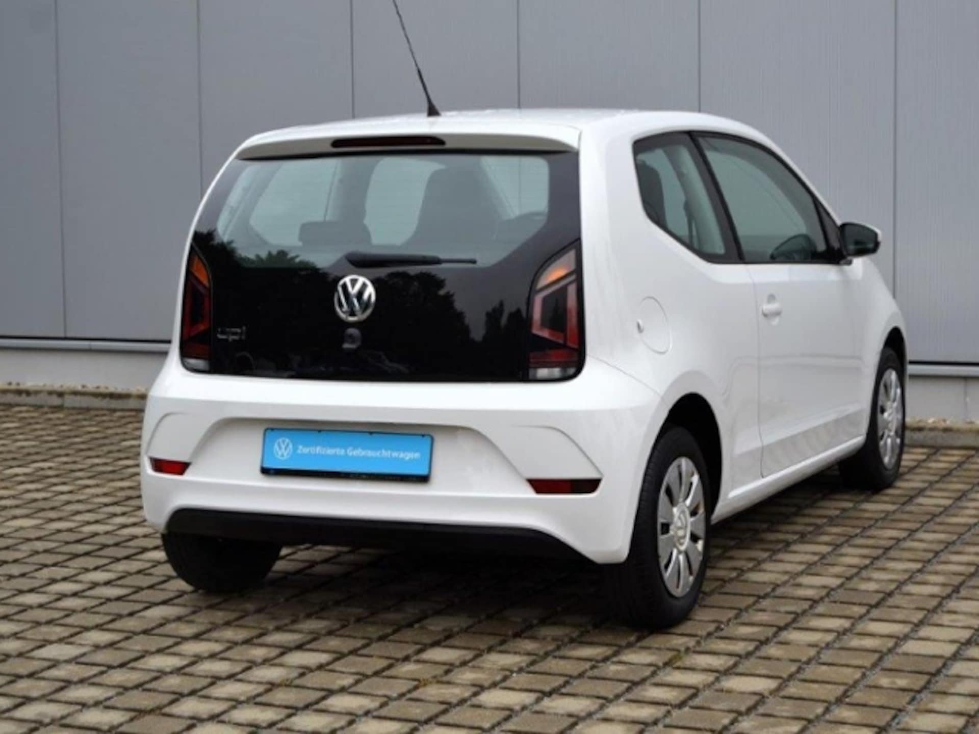 Volkswagen up! move up!