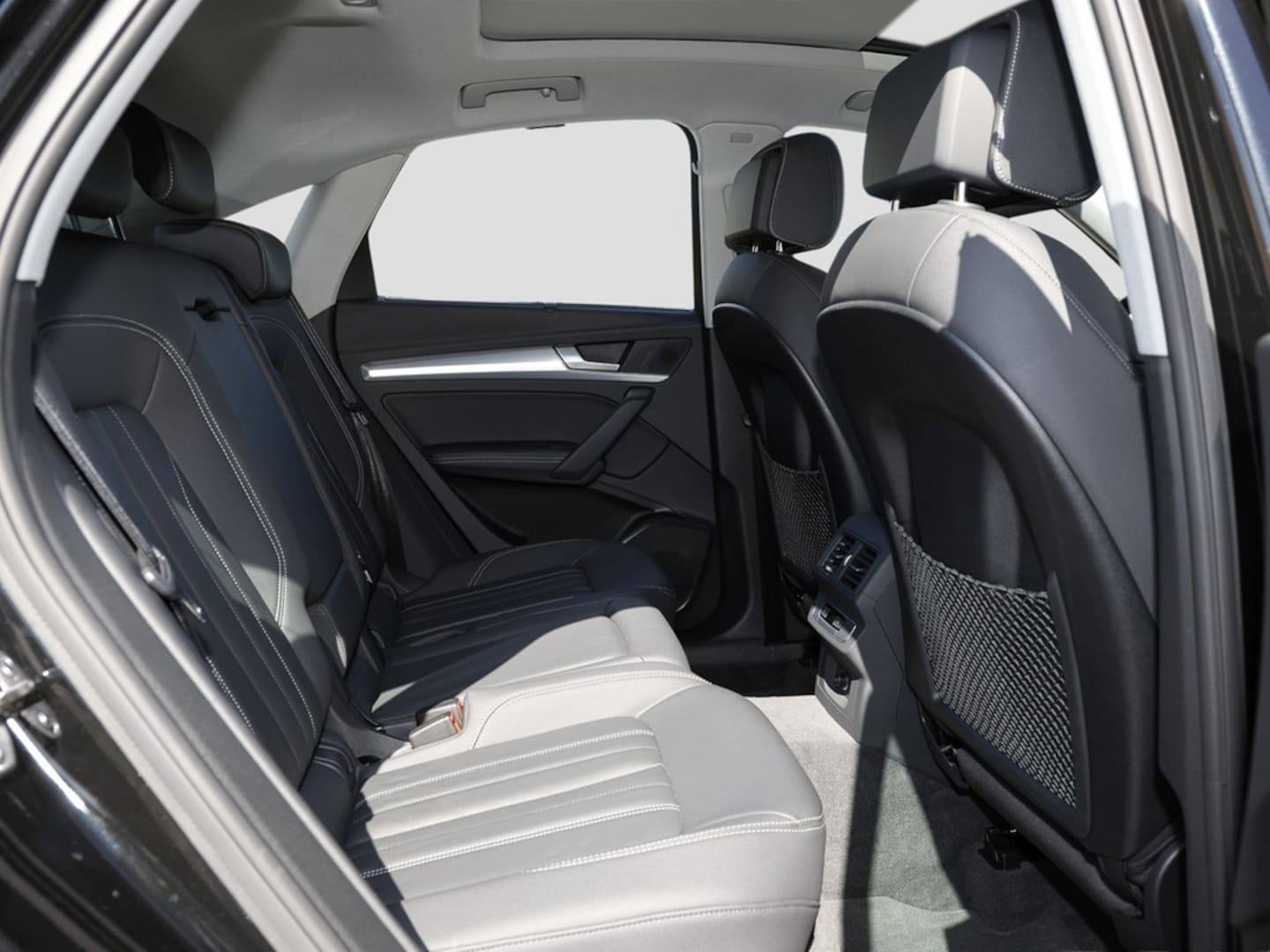 Bild über Audi Q5 Sportback 40 TFSI quattro S tronic - für weitere Informationen kontaktieren Sie den Audi Partner