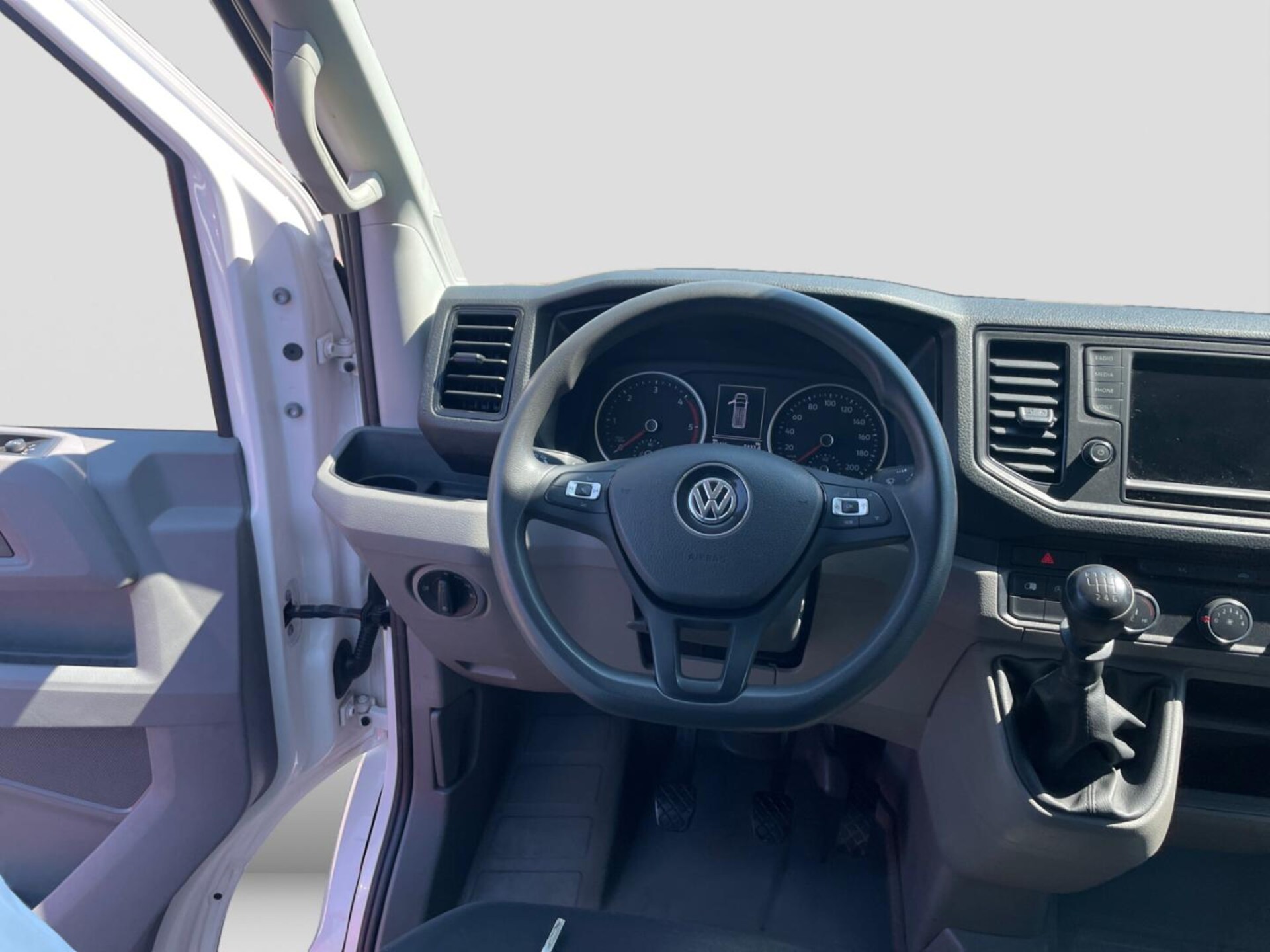 Volkswagen Crafter Kasten mittlerer Radstand