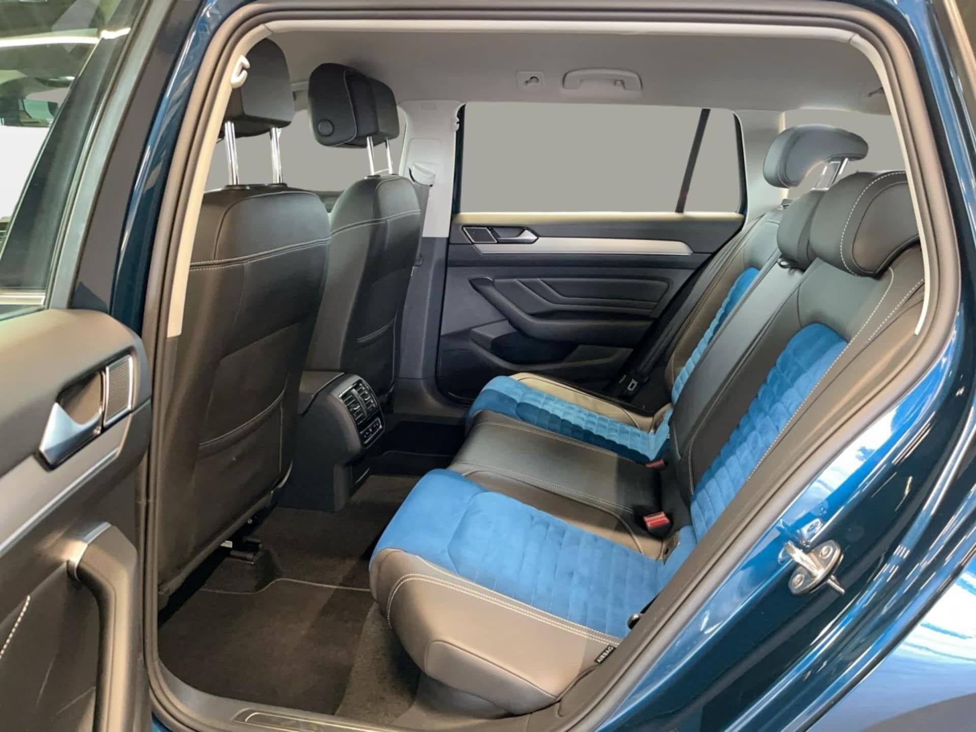 Volkswagen Passat Variant Elegance