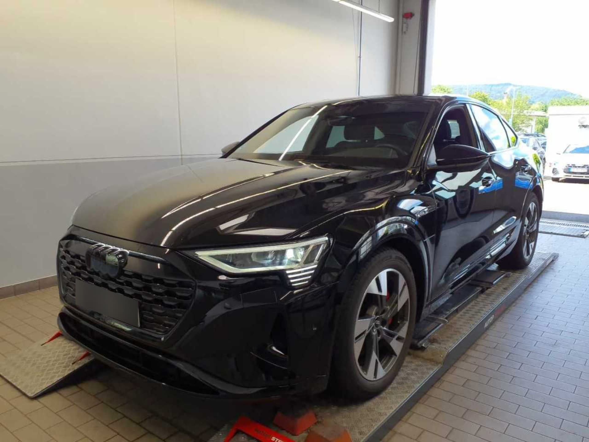 Audi Q8 Sportback e-tron Advanced