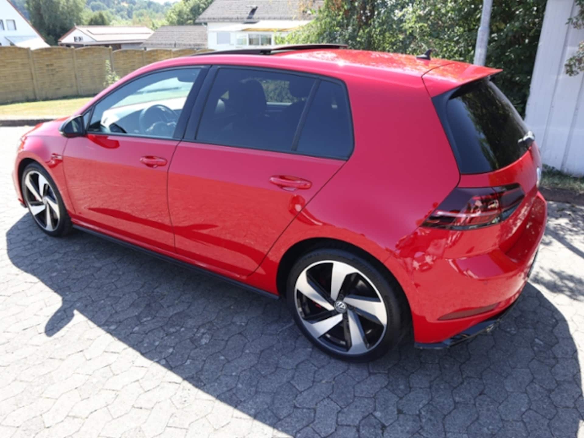 Volkswagen Golf GTI Performance