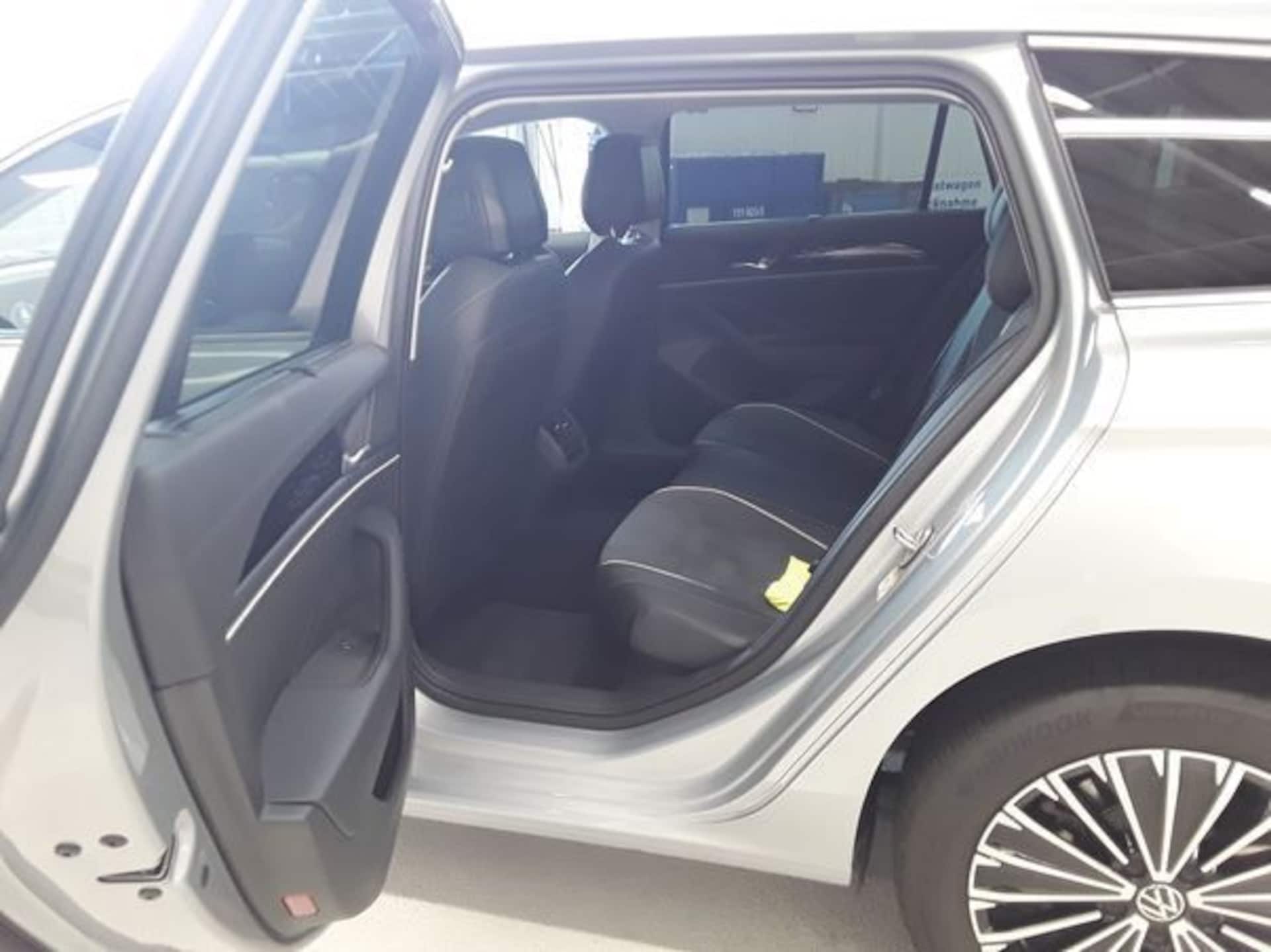 Volkswagen Passat Elegance