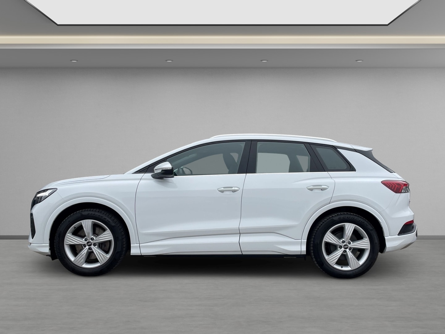 Image about Audi Q4 e-tron 40 e-tron
