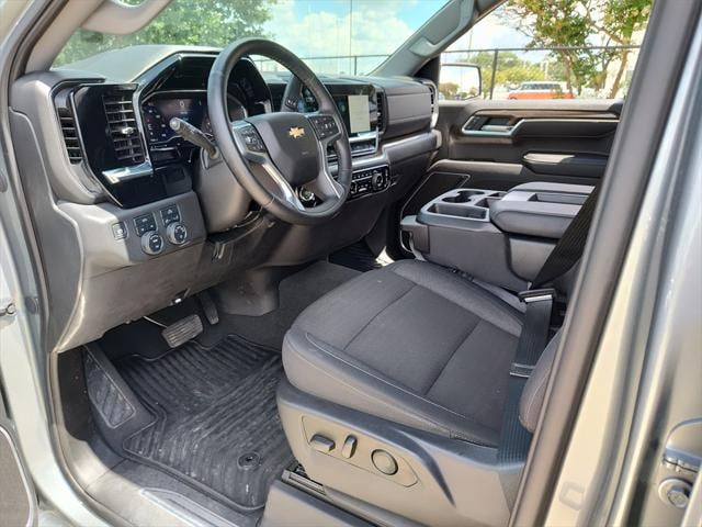 Used 2025 Chevrolet Silverado 1500 LT with VIN 1GCUKDED6SZ113996 for sale in Lafayette, LA
