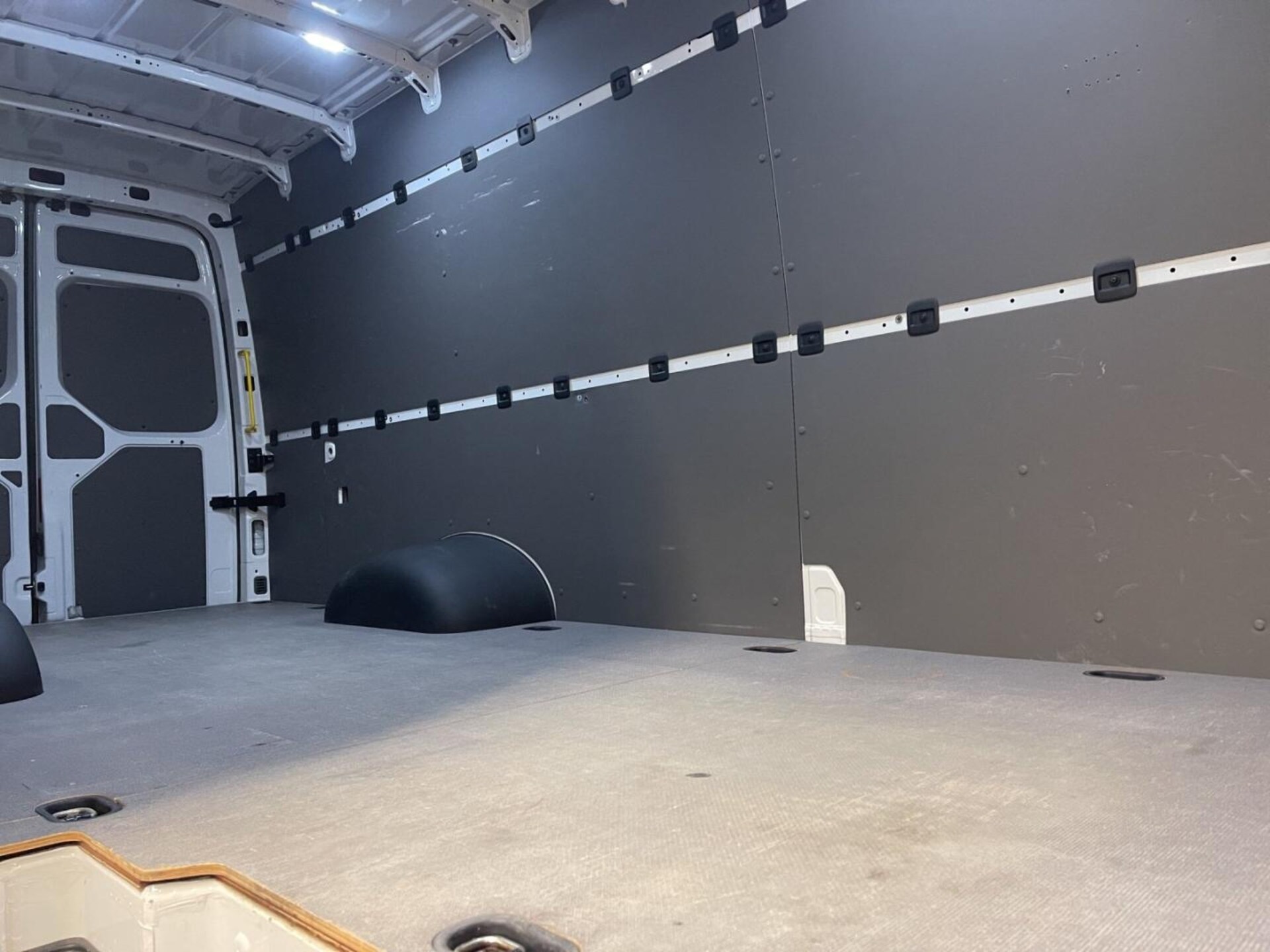 Volkswagen Crafter Kasten langer Radstand