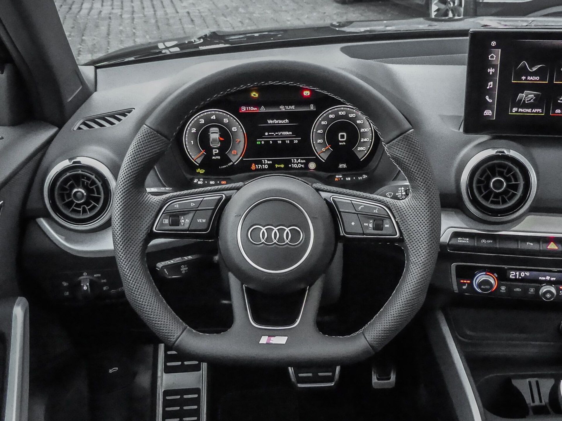 Audi Q2 S line