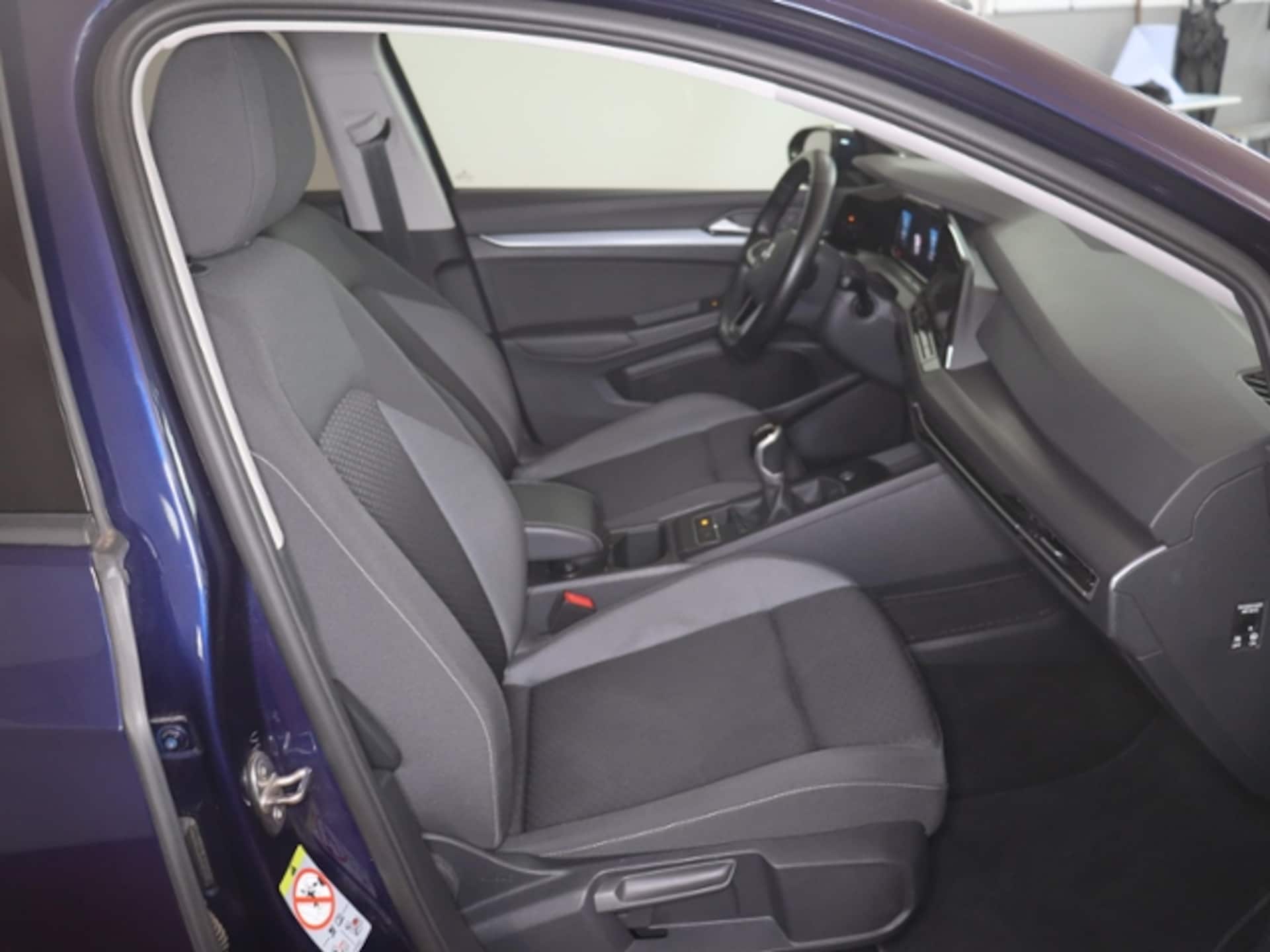Volkswagen Golf Active