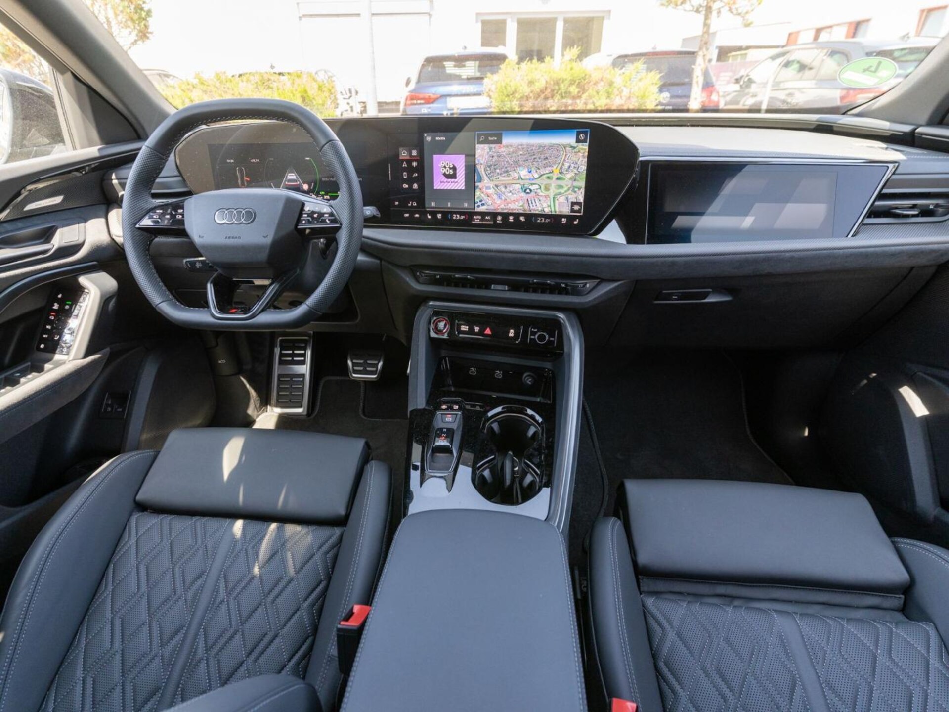 Audi Q5 SUV e-hybrid edition one