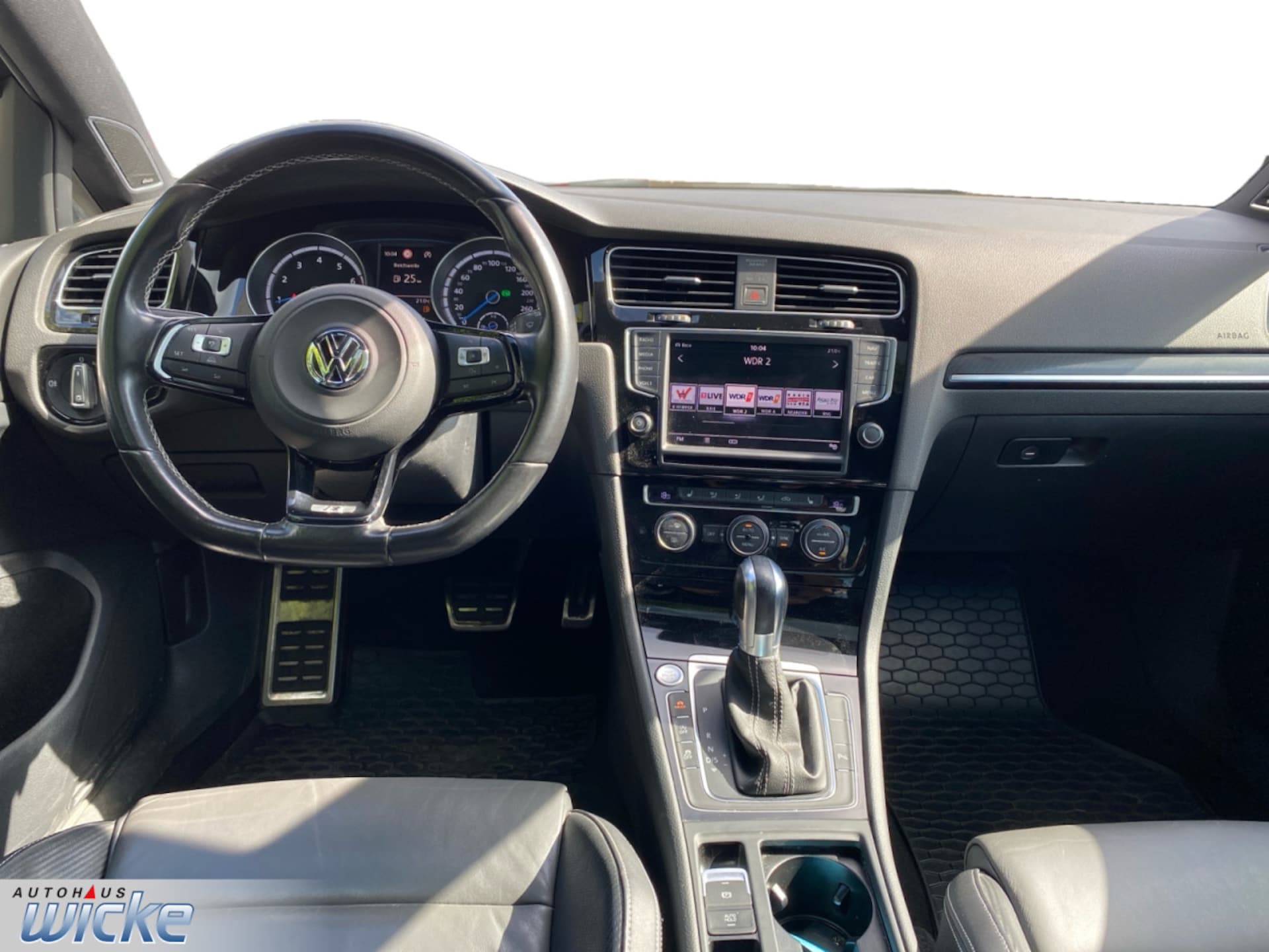 Volkswagen Golf R