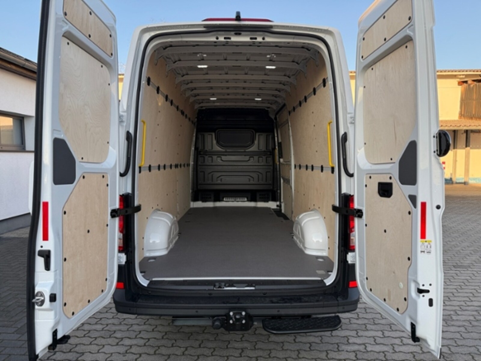Volkswagen Crafter Kasten langer Radstand – Bild 17